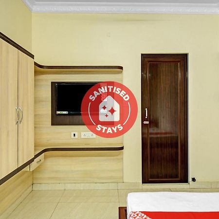 Oyo Flagship 84655 S S Guest House 加尔各答 外观 照片