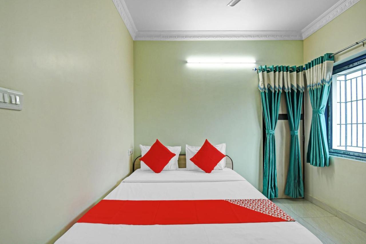 Oyo Flagship 84655 S S Guest House 加尔各答 外观 照片