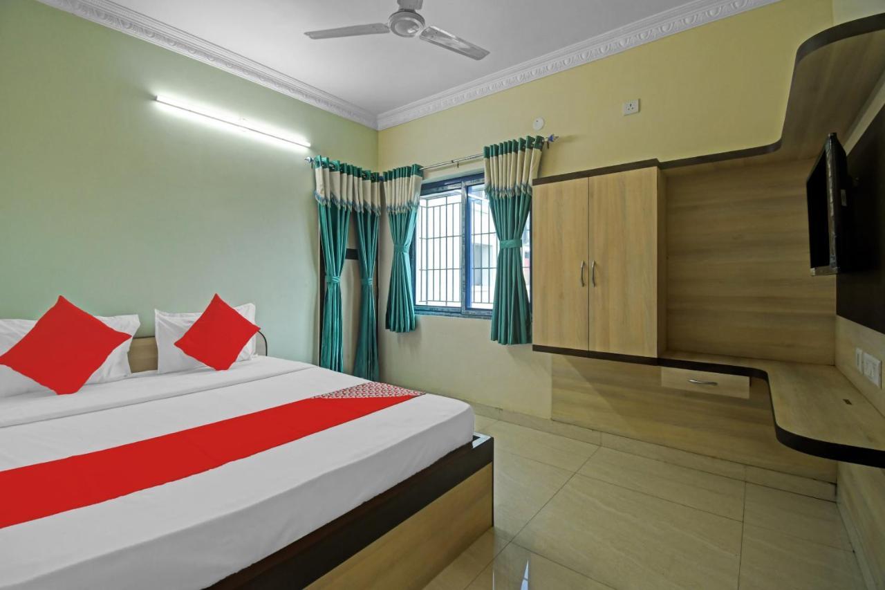 Oyo Flagship 84655 S S Guest House 加尔各答 外观 照片