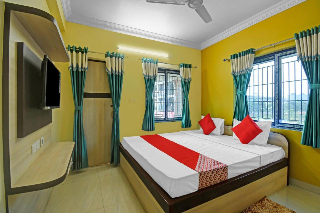 Oyo Flagship 84655 S S Guest House 加尔各答 外观 照片
