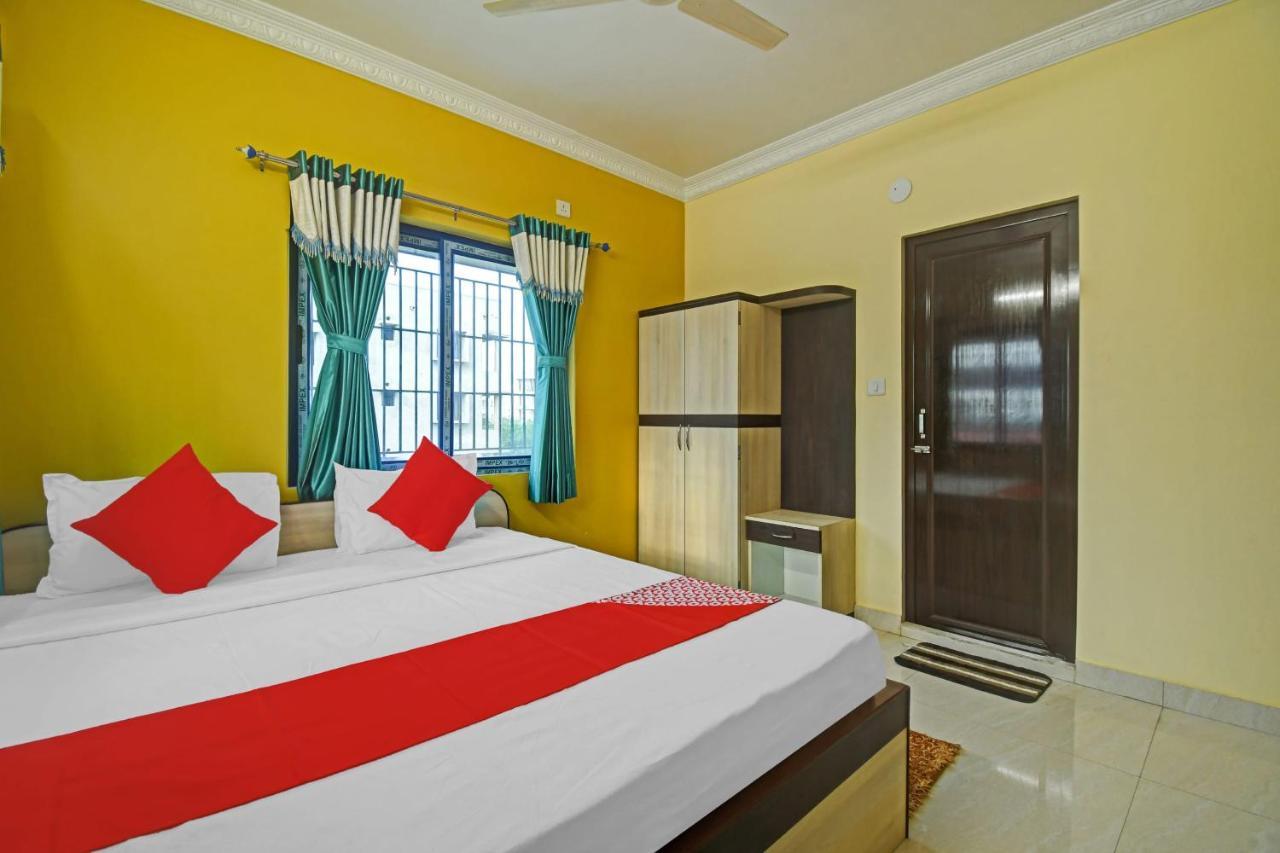 Oyo Flagship 84655 S S Guest House 加尔各答 外观 照片