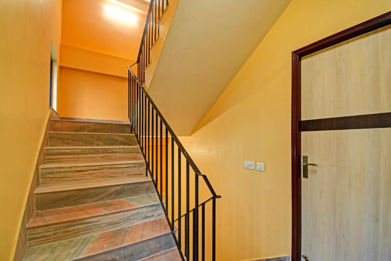 Oyo Flagship 84655 S S Guest House 加尔各答 外观 照片