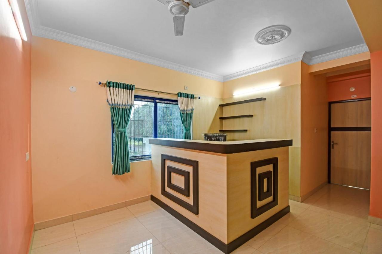 Oyo Flagship 84655 S S Guest House 加尔各答 外观 照片